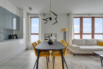 Zdjęcie inwestycji Sea Towers Apartament Portowy z widokiem na port i miasto