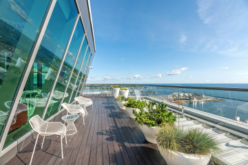 Zdjęcie inwestycji Sea Towers 100 m2 I 2 miejsca postojowe z ładowarką I komórka lokatorska I balkon, loggia I